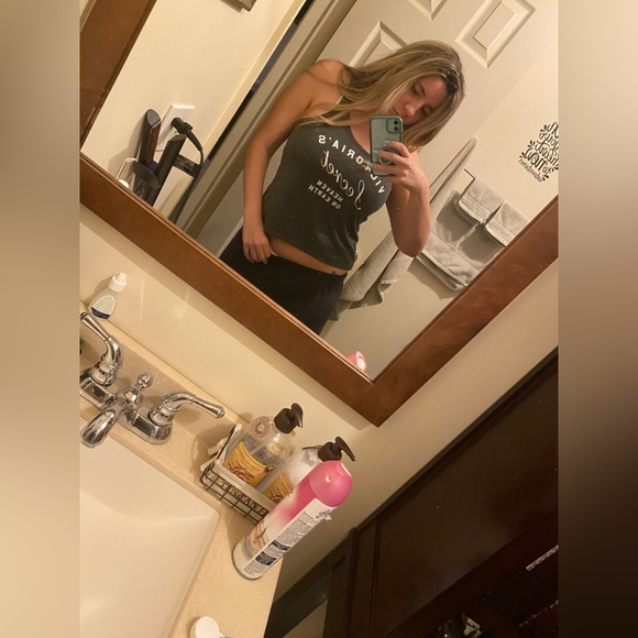 Meet your Posher, Danielle - Picture 10 of 11